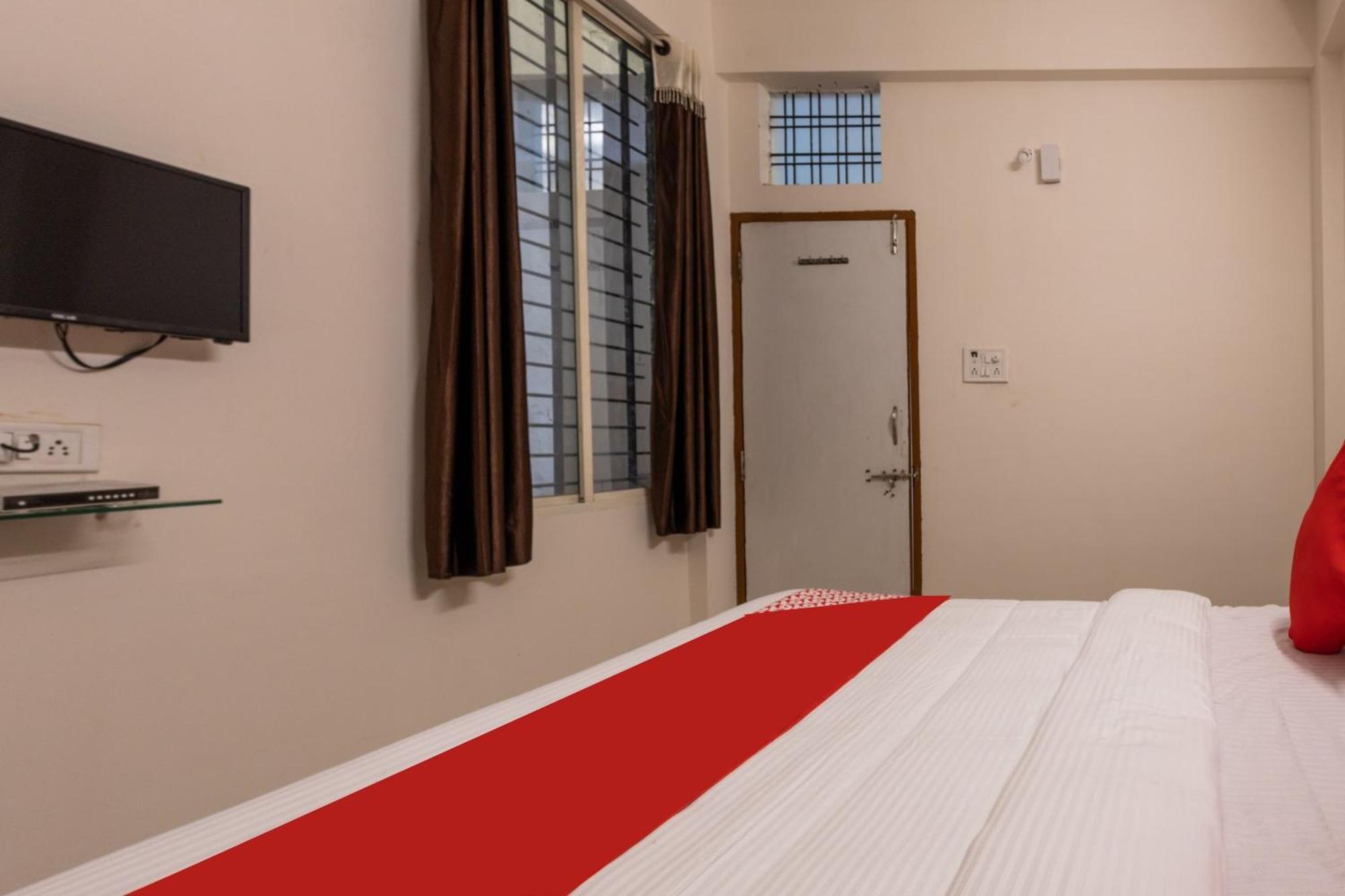 Hotel O Ocean Pearl Индаур Экстерьер фото
